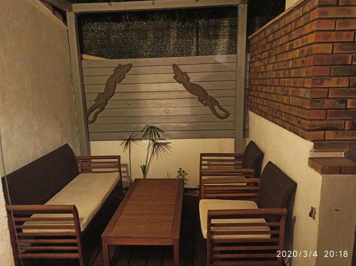 Valergues Secret Garden - Chez Gilles Et Tra - Maison D Hote -T2 Super Mignon, Neuf Et Independant , Dans Cadre Agreable Et Zen מראה חיצוני תמונה