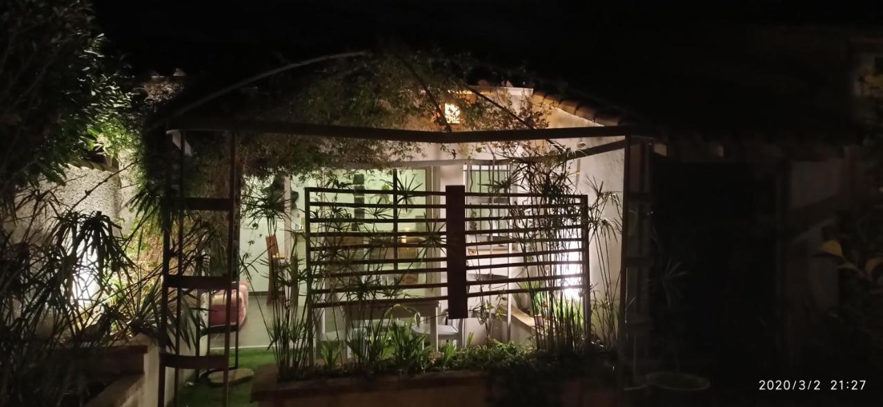 Valergues Secret Garden - Chez Gilles Et Tra - Maison D Hote -T2 Super Mignon, Neuf Et Independant , Dans Cadre Agreable Et Zen מראה חיצוני תמונה